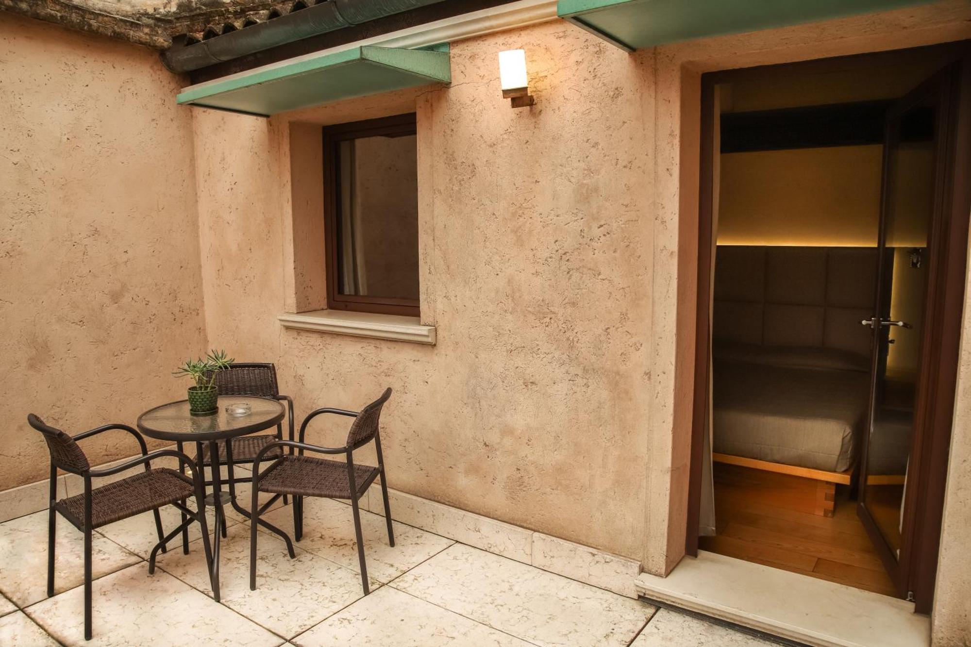 Locanda Ponte Dante Treviso Exterior photo